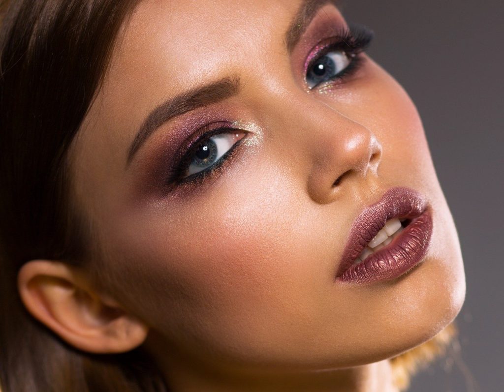 Holiday Looks to Add to Your Makeup Portfolio